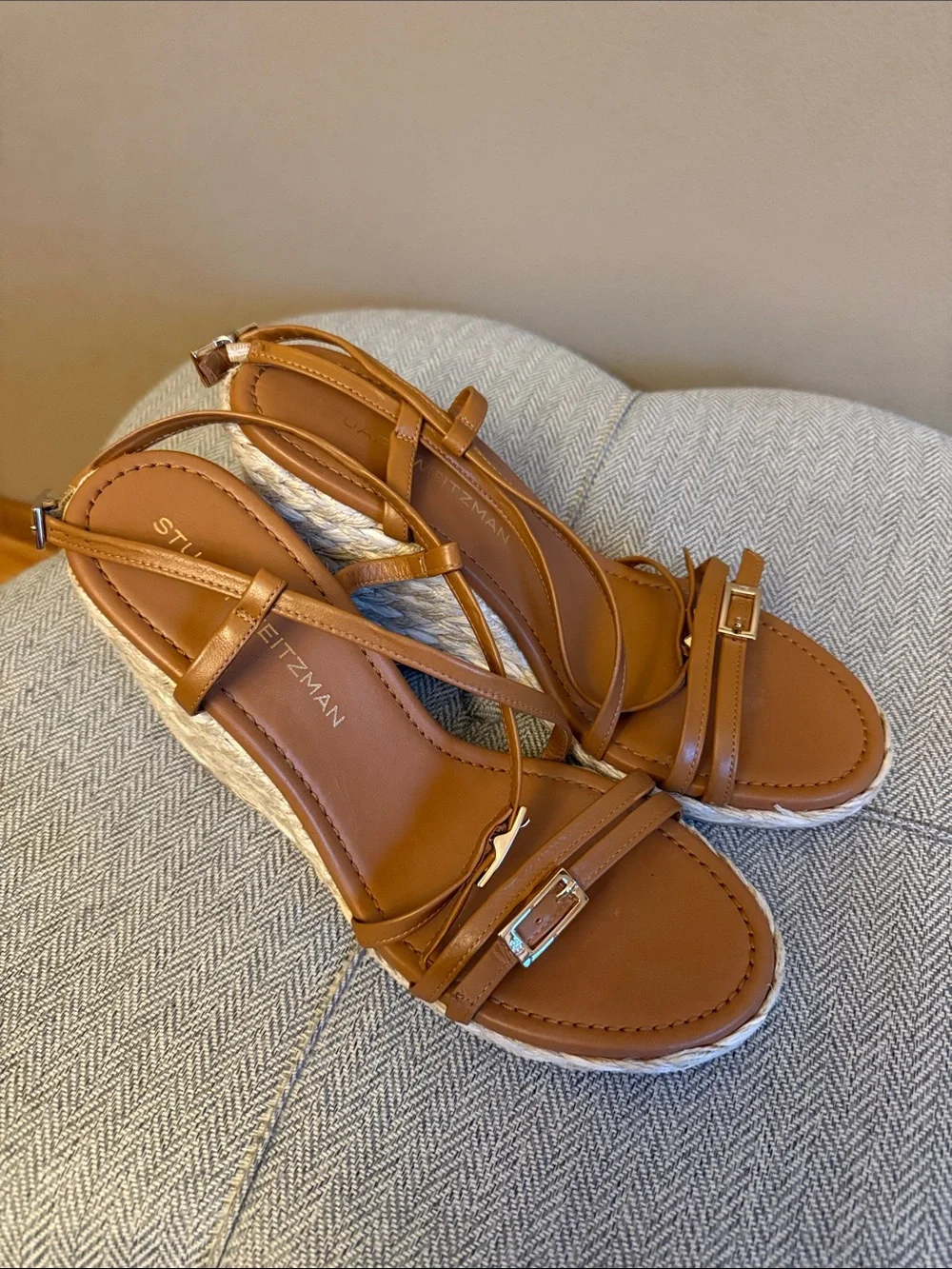Stuart Weitzman Georgie Leather Wedge Sandals - Picture 2 of 8